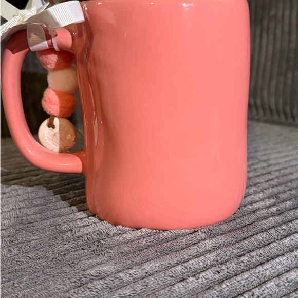Rae Dunn 🩷 NANA Pink Ceramic Mug with white Daisy Design & Ornament- NWT - Picture 2 of 6